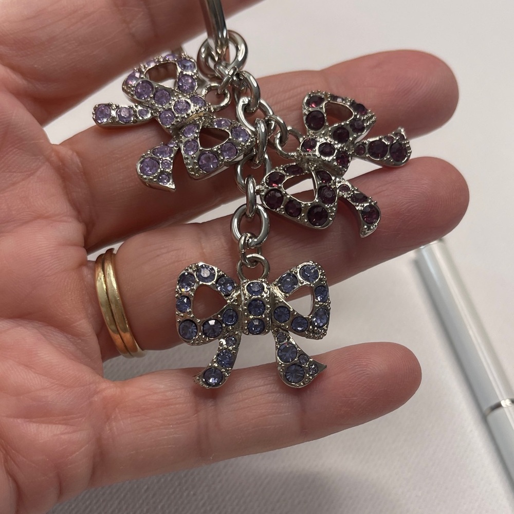 Elegant Coach Bow Keychain with Multicolor Crystals and a White Coach Pen - Picture 2 of 6